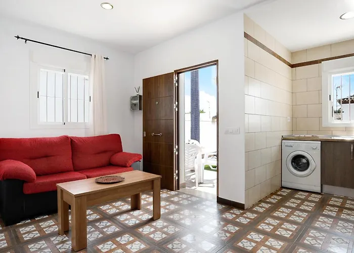 Casa Cala Del Aceite 1 乡村民宿